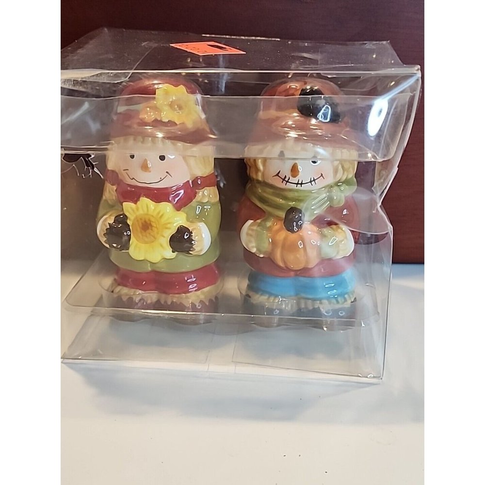 NEW Mr & Mrs Scarecrow Fall Dolomite Salt & Pepper Shaker  Publix Supermarkets.